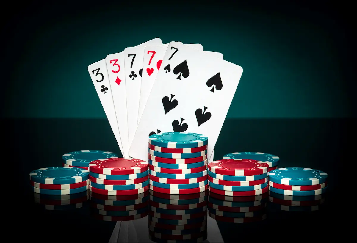 Những lưu ý về cách chơi Poker chi tiết nhất cho tân thủ